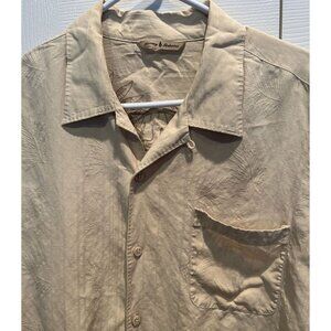 Tommy Bahama Hawaiian Shirt size XL,‎ Silk Linen, Cream with Tropical Foliage